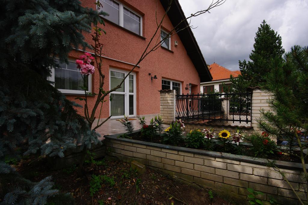 Cozy Gardens Apartments In Praha Exteriér fotografie
